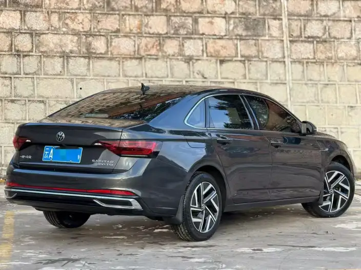 Volkswagen Sagitar 2023 Model 200TSI DSG Beyond Edition – фото 5
