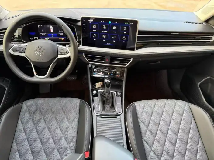 Volkswagen Sagitar 2023 Model 200TSI DSG Beyond Edition – фото 6