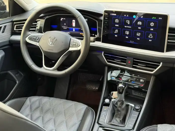 Volkswagen Sagitar 2023 Model 200TSI DSG Beyond Edition – фото 7