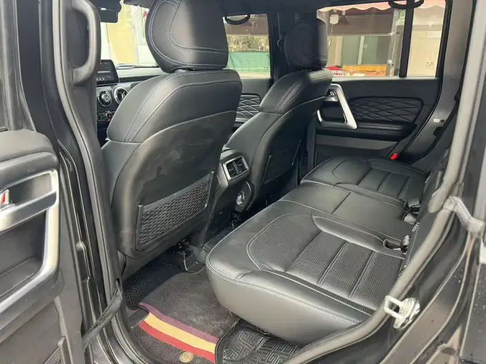BAIC BJ40 2023 Model 2.0D Automatic 4WD Blade Hero Edition Warrior Model front and rear electronic control locks – фото 7
