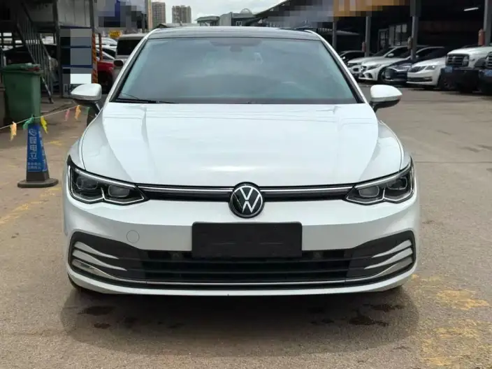 Volkswagen Golf 2021 Model 280TSI DSG Pro – фото 2