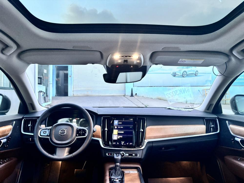 Volvo S90 Модель 2018 года T5 Smart Elegance Edition – фото 7