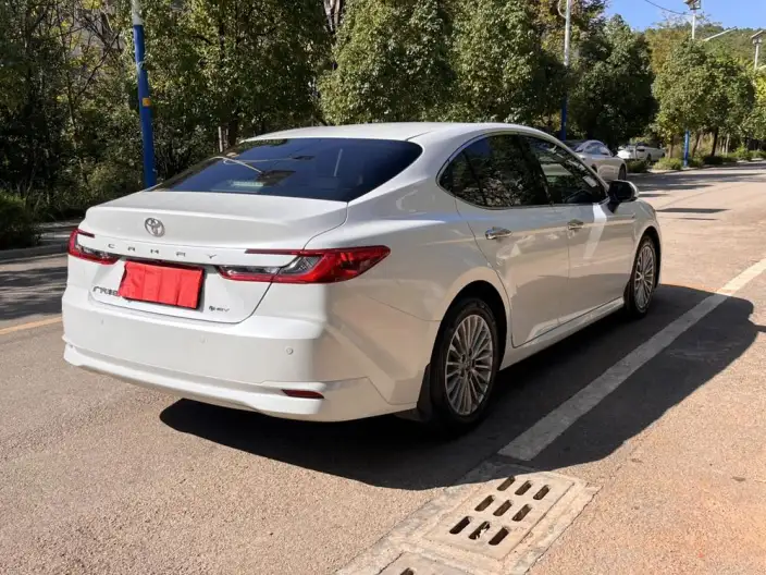 Toyota Camry 2024 Model Hybrid 2.0HGVP Deluxe Edition – фото 7