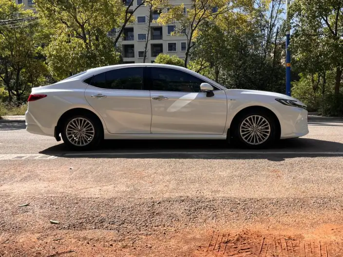 Toyota Camry 2024 Model Hybrid 2.0HGVP Deluxe Edition – фото 8