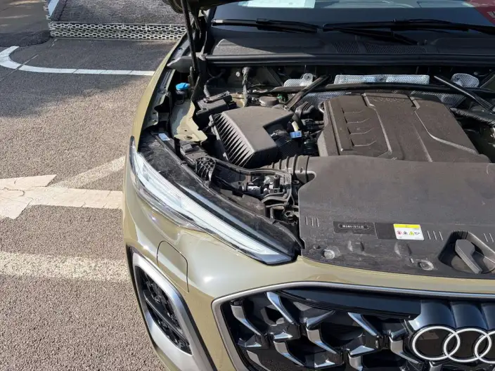 Audi Q5L 2026 Model 2.0T 10M Users Edition Edition – фото 8