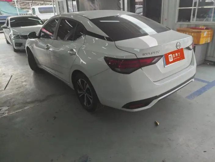 Nissan Sylphy 2023 Model 1.6L CVT Yuexiang Edition – фото 3