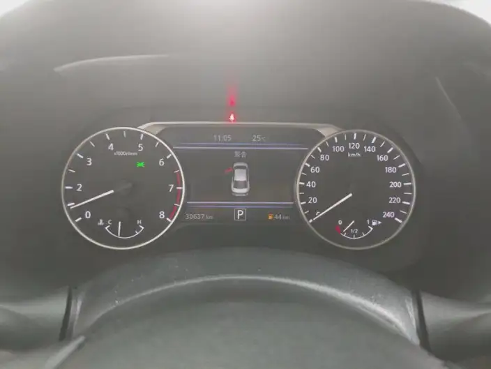 Nissan Sylphy 2023 Model 1.6L CVT Yuexiang Edition – фото 7