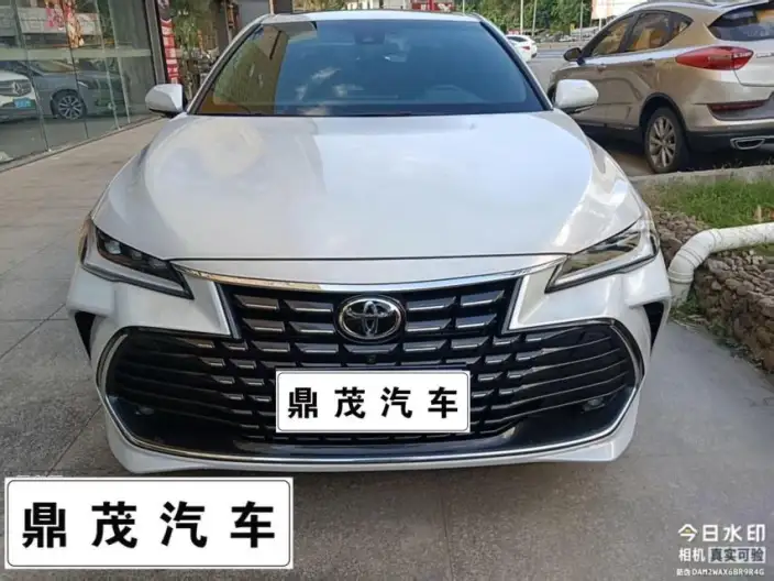 Toyota Avalon 2023 Model 2.0L CVT XLE Exclusive Edition – фото 2
