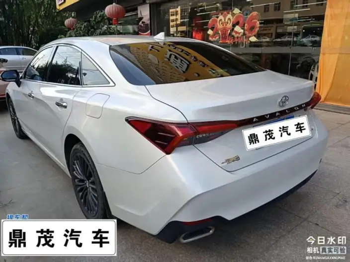 Toyota Avalon 2023 Model 2.0L CVT XLE Exclusive Edition – фото 4