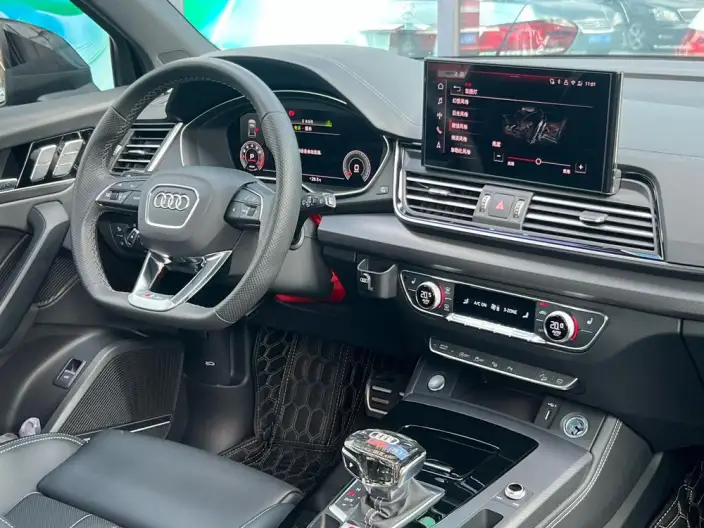 Audi Q5L 2025 Model 45TFSI Luxury Dynamic Model – фото 9
