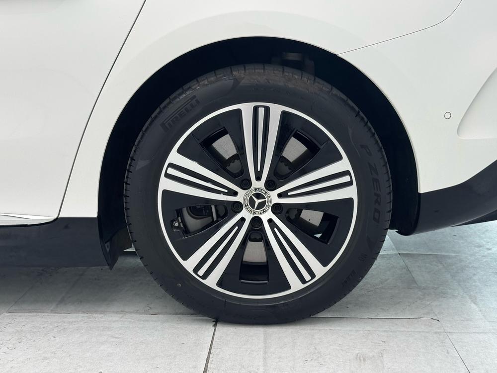 Mercedes-Benz EQE 2025 модификация EQE 500 4MATIC Pioneer Edition – фото 9