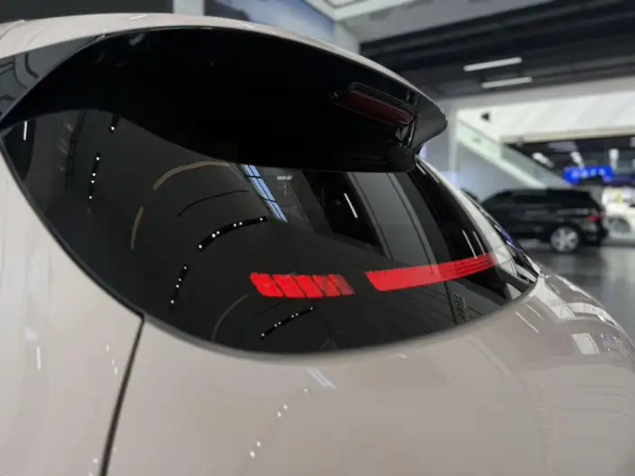 ORA Good Cat 2023 Model 401km Standard Battery Life Luxury Model Lithium Iron Phosphate – фото 7