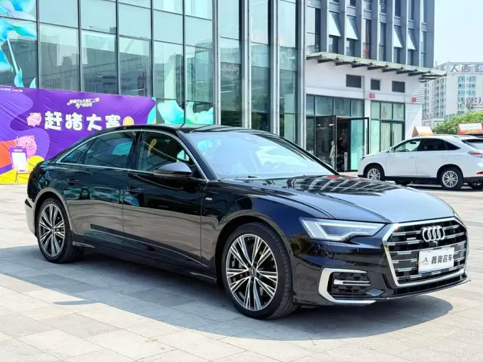 Audi A6L 2024 Model 55 TFSI quattro Exclusive Dynamic Model – фото 3