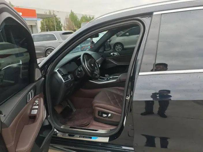 BMW X5 2022 Model Facelift xDrive 40Li M Sports Set – фото 7