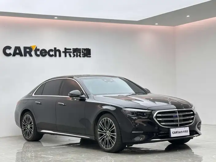 Mercedes-Benz E-Class 2024 Model E 300 L Noble Model sedan – фото 3