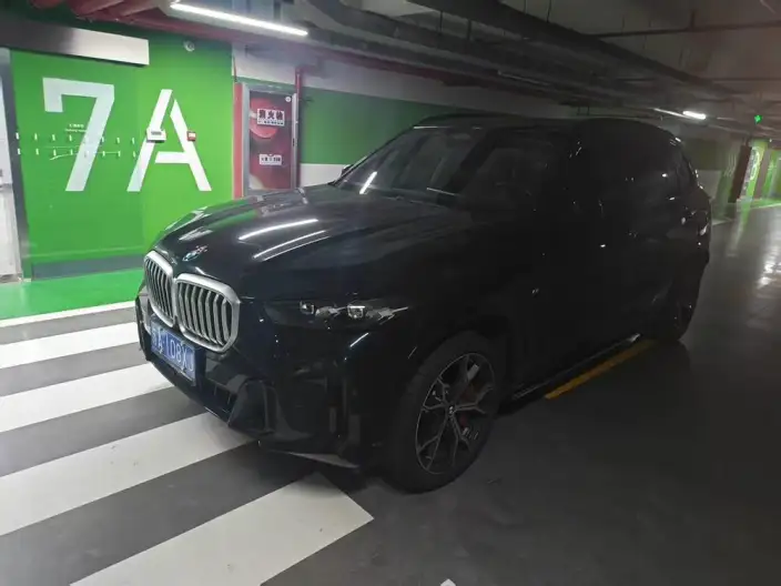 BMW X5 2023 Model xDrive30Li Exclusive Model M Sports Set – фото 1