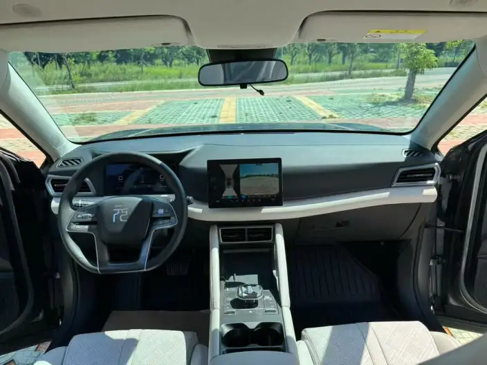 Yuan UP 2024 Model 301KM Leading Model – фото 6