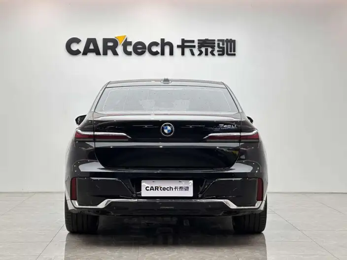 BMW 7 Series 2023 Model 740Li Leading Model M Sports Set – фото 6