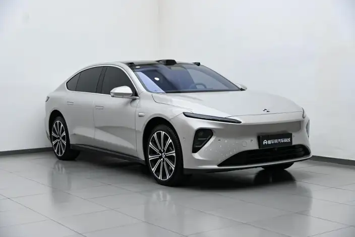 NIO ET7 2024 Model 75kWh Executive Signature Edition