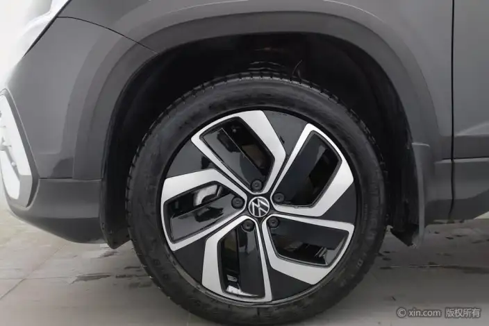 Volkswagen Tharu 2023 Model 300TSI 2WD Full Moon Edition – фото 10