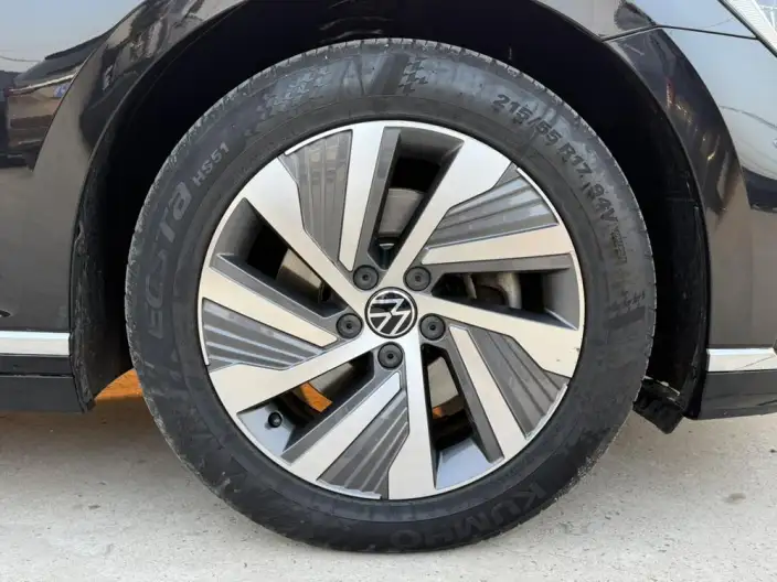 Volkswagen Magotan PHEV 2022 Model Luxury Model – фото 7