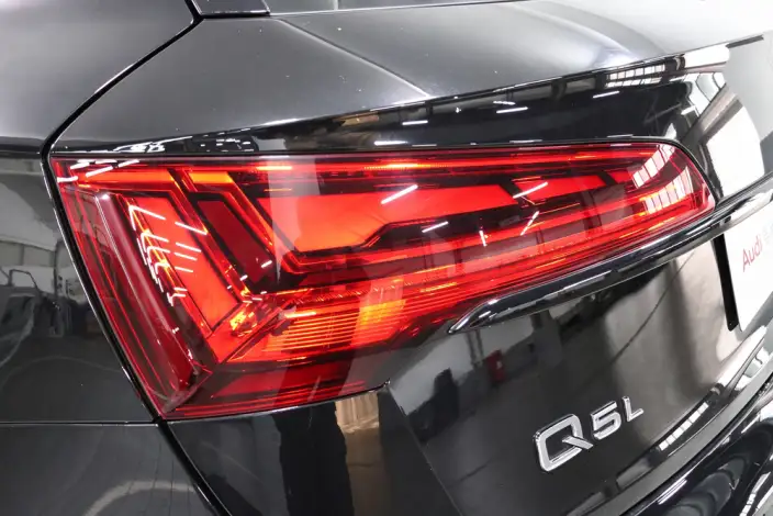 Audi Q5L 2022 Model 40T Luxury Dynamic Model – фото 8