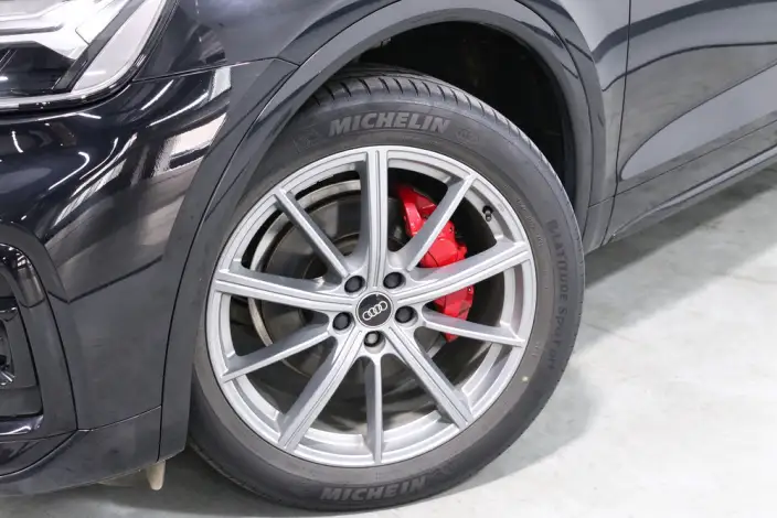 Audi Q5L 2022 Model 40T Luxury Dynamic Model – фото 10