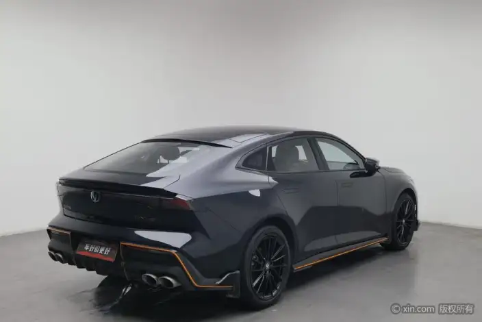Changan UNI-V 2022 Model 1.5T Sports Edition