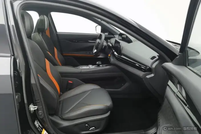 Changan UNI-V 2022 Model 1.5T Sports Edition – фото 9
