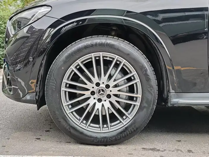 Mercedes-Benz GLC 2024 Model GLC 300 L 4MATIC Dynamic Model 5 seat – фото 7