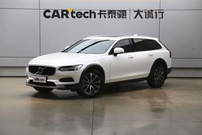 Volvo V90 2024 Model Cross Country B5 AWD Zhiyuan Edition – фото 1