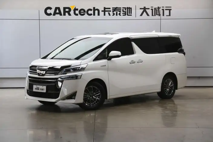 Vellfire 2021 Model Toyota Crown Hybrid 2.5L HV Premium Edition – фото 1