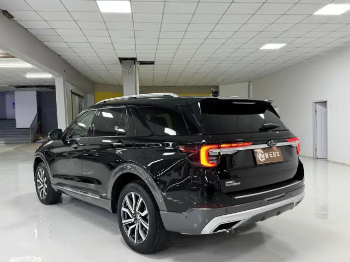 Ford Explorer 2023 Model EcoBoost 285 4WD Titan Jin Edition 7 seat – фото 4
