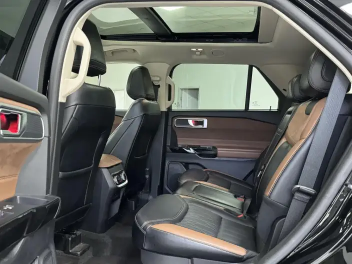 Ford Explorer 2023 Model EcoBoost 285 4WD Titan Jin Edition 7 seat – фото 9