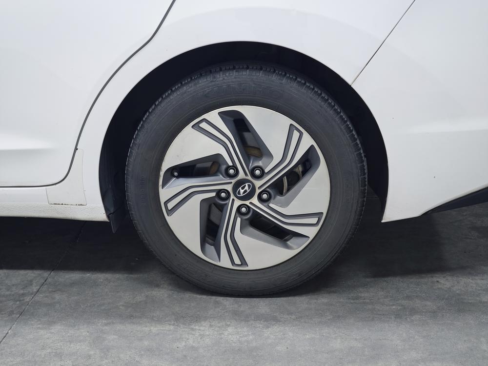 Hyundai Elantra PHEV Модель 2019 года 1.6L PHX Lexing Edition – фото 9