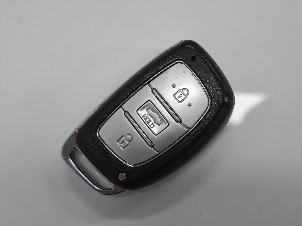 Hyundai Elantra PHEV Модель 2019 года 1.6L PHX Lexing Edition – фото 11