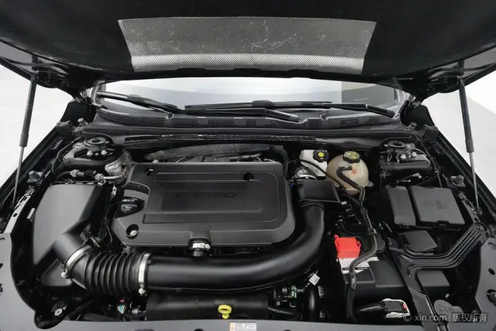 Buick LaCrosse 2023 Model 28T Automatic Yue Zun Edition – фото 5