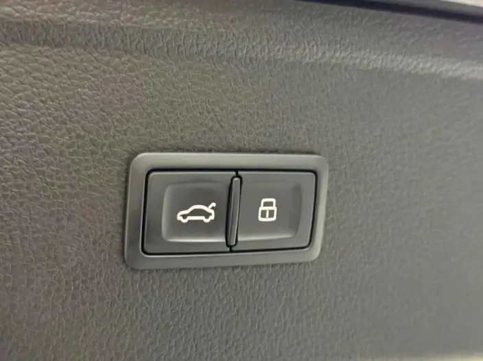 Audi Q5L 2024 Model 45TFSI Luxury Dynamic Model – фото 7