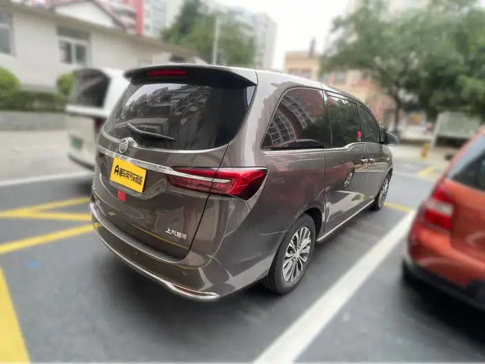 Buick GL8 2023 Model Business class 2.0T Luxury Model