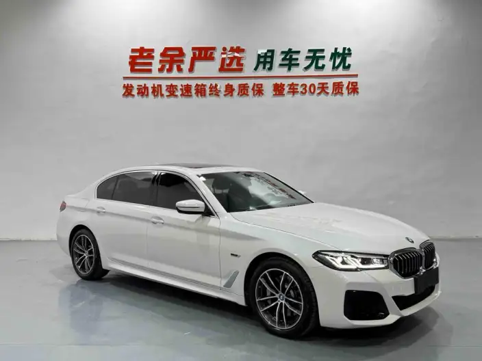 BMW 5 Series PHEV 2022 Model 535Le M Sports Set – фото 3