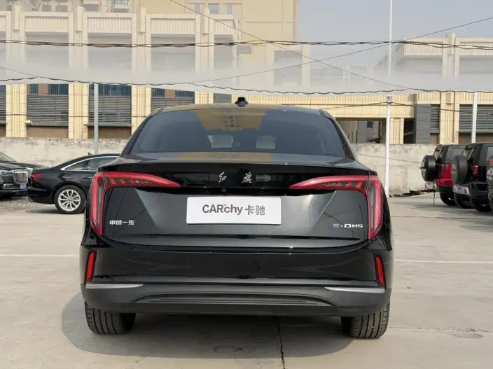 Hongqi E-QM5 2024 Model 450KM Travel Edition 100kW – фото 5
