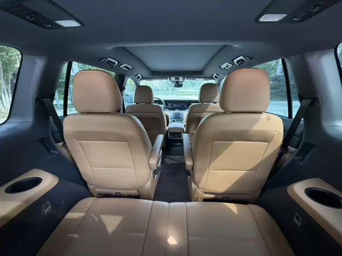 Li Auto ONE 2021 Model Extended Range 6 seat Edition – фото 6