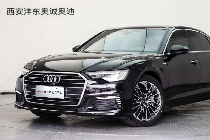 Audi A6L PHEV 2022 Model 55 TFSI e quattro – фото 10