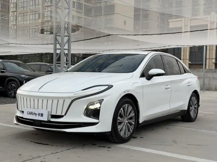 Hongqi E-QM5 2024 Model 500KM Travel Edition 100kW – фото 1