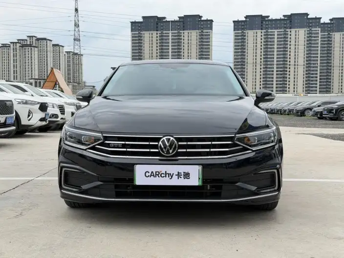 Volkswagen Magotan PHEV 2022 Model Luxury Model – фото 2