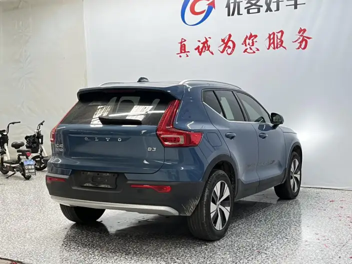 Volvo XC40 2024 Model B3 Smart Range Deluxe Edition – фото 6