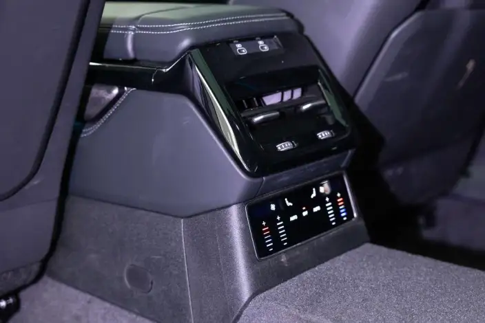 Audi A6L 2026 Model 2.0T Exclusive Model – фото 8