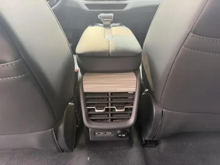 Hongqi E-QM5 2024 Model 560KM PLUS Edition 100kW – фото 9