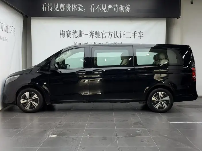 Viano 2024 Model 2.0T Business Edition 7 seat – фото 3