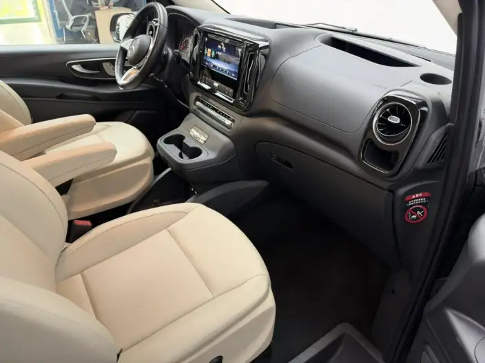 Viano 2024 Model 2.0T Business Edition 7 seat – фото 7
